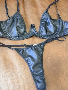 Black Women's Two-Piece Leather Look Lingerie Set